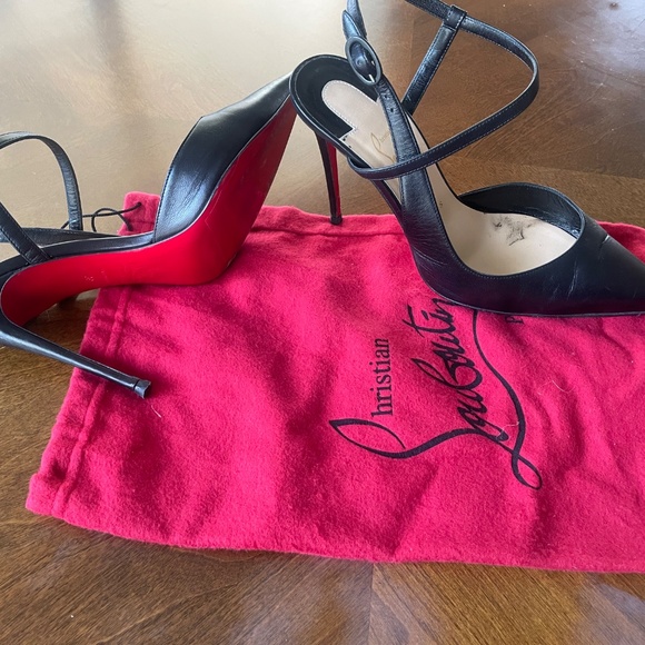 Red Bottom Heels - Picture 4 of 6